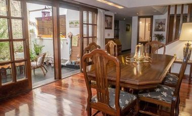 Chalet en venta. 4 dormit. 3 baños.Garage doble. Parque