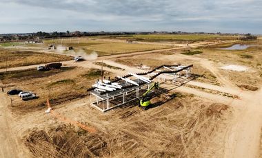 Venta de Terreno en CINCO LAGOS Ibarlucea 466.80m2. Oportunidad. Financiacion