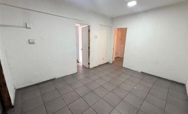 Casa en Arriendo en Av. Blanco Encalada / Club Hípico