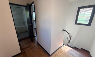 Casa en Arriendo en Av. Blanco Encalada / Club Hípico