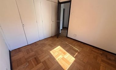 Casa en Arriendo en Av. Blanco Encalada / Club Hípico