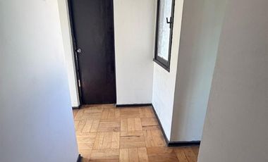 Casa en Arriendo en Av. Blanco Encalada / Club Hípico