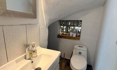 Casa en Arriendo en Av. Blanco Encalada / Club Hípico