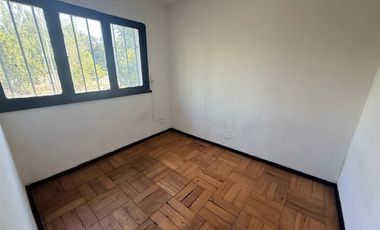 Casa en Arriendo en Av. Blanco Encalada / Club Hípico