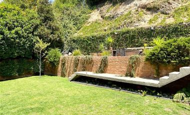 Casa en Arriendo en Camino el Mirador | Casa Arriendo Amoblado | (3D 4B) | Condominio | Lo Barnechea