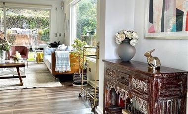 Casa en Arriendo en Camino el Mirador | Casa Arriendo Amoblado | (3D 4B) | Condominio | Lo Barnechea