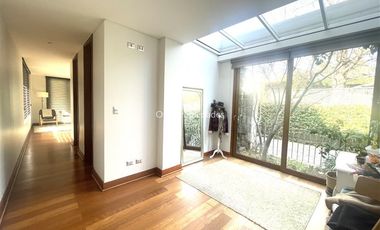 Casa en Arriendo en Elegante casa Mediterranea -5 Suite - Los Nogales