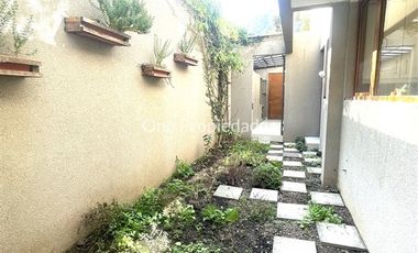 Casa en Arriendo en Elegante casa Mediterranea -5 Suite - Los Nogales