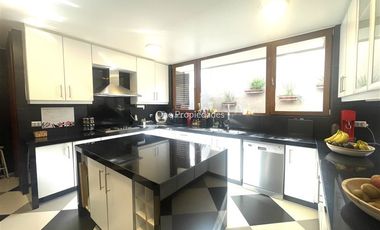 Casa en Arriendo en Elegante casa Mediterranea -5 Suite - Los Nogales