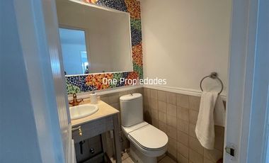 Casa en Arriendo en Camino Los Refugio |El Remanso| 4D4B| Luminoso