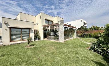 Casa en Venta en Piedra Roja