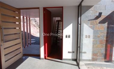 Casa en Venta en Rinconada | Parcela en Condominio Venta (4D5B) | Valparaíso | One Propiedades