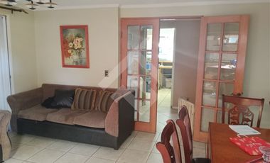 Casa en Venta en Rojas Magallanes / Jardin Alto