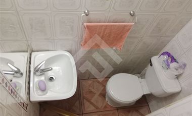 Casa en Venta en Rojas Magallanes / Jardin Alto