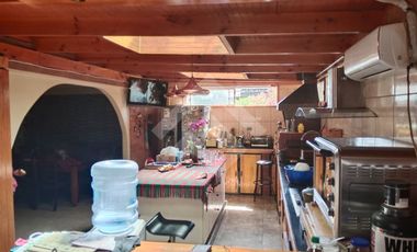 Casa en Venta en Rojas Magallanes / Jardin Alto