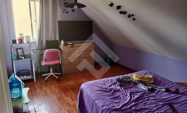 Casa en Venta en Rojas Magallanes / Jardin Alto