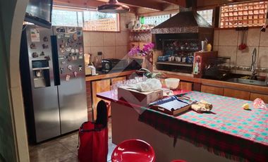 Casa en Venta en Rojas Magallanes / Jardin Alto