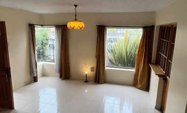 Vendo Casa Individual , de un piso!! Portal de San Pedro.  Con buen terreno.