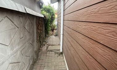 Vendo Casa Individual , de un piso!! Portal de San Pedro.  Con buen terreno.