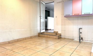 Casa en Venta en Alberto Henckel | Casa-Oficina en Venta | Providencia | One Propiedades