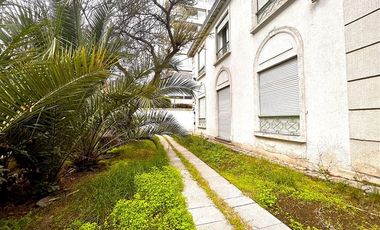 Casa en Venta en Alberto Henckel | Casa-Oficina en Venta | Providencia | One Propiedades