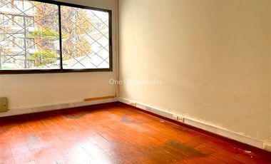 Casa en Venta en Alberto Henckel | Casa-Oficina en Venta | Providencia | One Propiedades