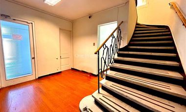 Oficina en Venta en Alberto Henckel | Casa-Oficina en Venta | Providencia | One Propiedades