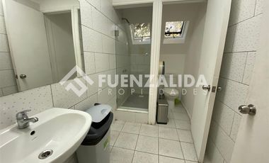 Oficina en Venta en AC Alcántara cercano a calle Presidente Errazuriz