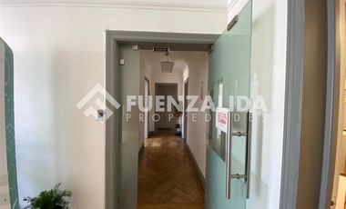 Oficina en Venta en AC Alcántara cercano a calle Presidente Errazuriz