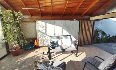 Casa en Venta en Metro Rojas Magallanes/ Villarrica