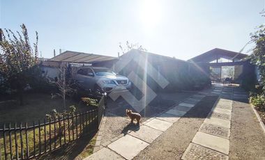 Casa en Venta en Metro Rojas Magallanes/ Villarrica