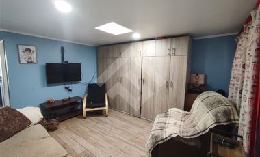 Casa en Venta en Metro Rojas Magallanes/ Villarrica