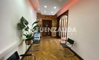 Oficina en Arriendo en AC Alcántara cercano a calle Presidente Errazuriz