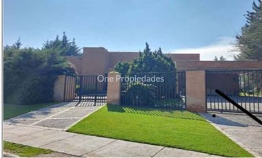 Casa en Venta en Condominio Polo de Manquehue II | Casa en Venta/Arriendo 4D5B | Colina | One Propiedades