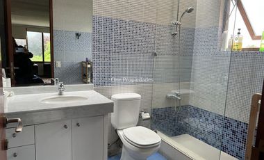 Casa en Venta en Condominio Polo de Manquehue II | Casa en Venta/Arriendo 4D5B | Colina | One Propiedades