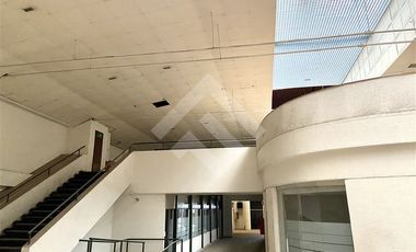 Local Comercial en Arriendo en Metro República