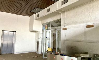 Local Comercial en Arriendo en Metro República