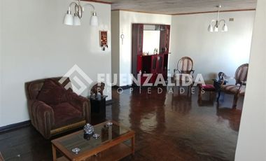 Casa en Venta en Punta Arenas / Gerónimo de Alderete