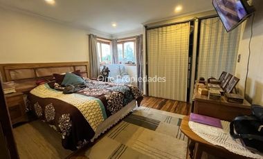 Casa en Venta en Presidente Errázuriz, casa en venta 5 dorm y 3 baños, gran jardín, Buin, One Propiedades