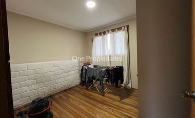 Casa en Venta en Presidente Errázuriz, casa en venta 5 dorm y 3 baños, gran jardín, Buin, One Propiedades