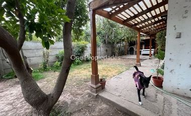 Casa en Venta en Presidente Errázuriz, casa en venta 5 dorm y 3 baños, gran jardín, Buin, One Propiedades