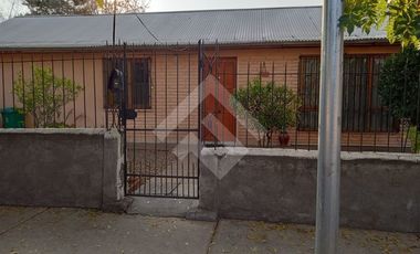 Casa en Venta en Poeta Juan Guzman Cruchaga / Jorge Gonzalez