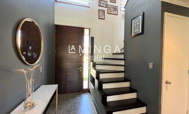 Casa en Venta en Santa Elena