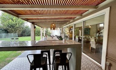 Casa en Venta en Santa Elena