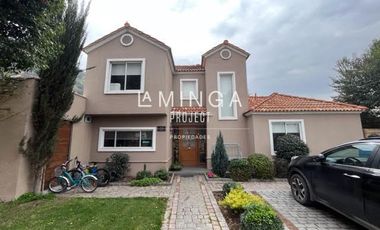 Casa en Venta en Santa Elena