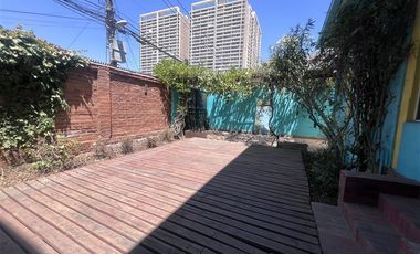 Local Comercial en Venta en Barrio Italia| Casa habitacional y comercial en venta (5D3B) | Ñuñoa | One Propiedades