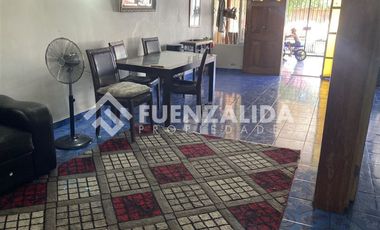 Casa en Venta en Santa Amalia / Av. México