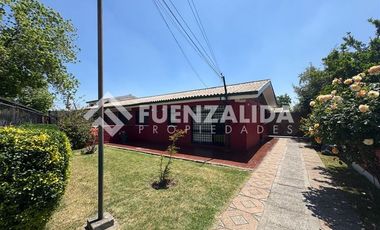 Casa en Venta en Departamental / Plaza Quelhuenco