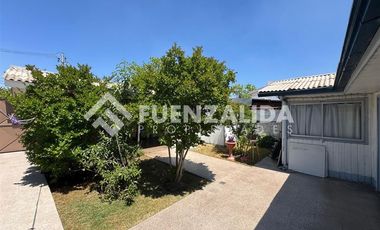 Casa en Venta en Departamental / Plaza Quelhuenco
