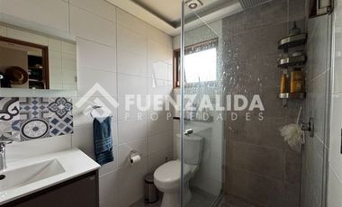 Casa en Venta en Av. Walker Martínez